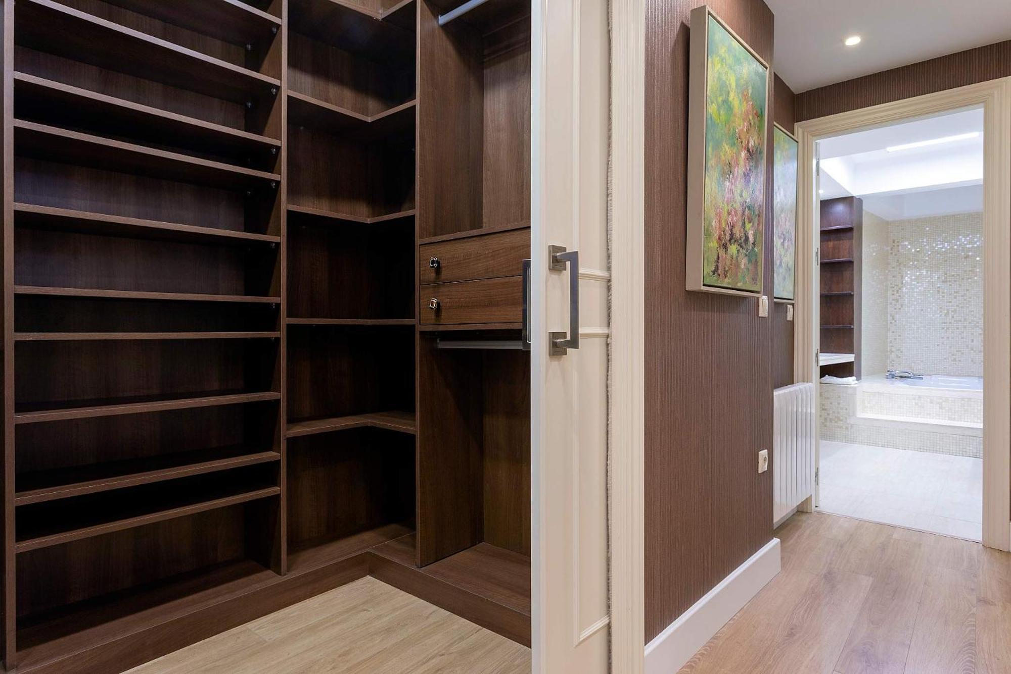 Apartamento Genteel Paseo De La Victoria *
