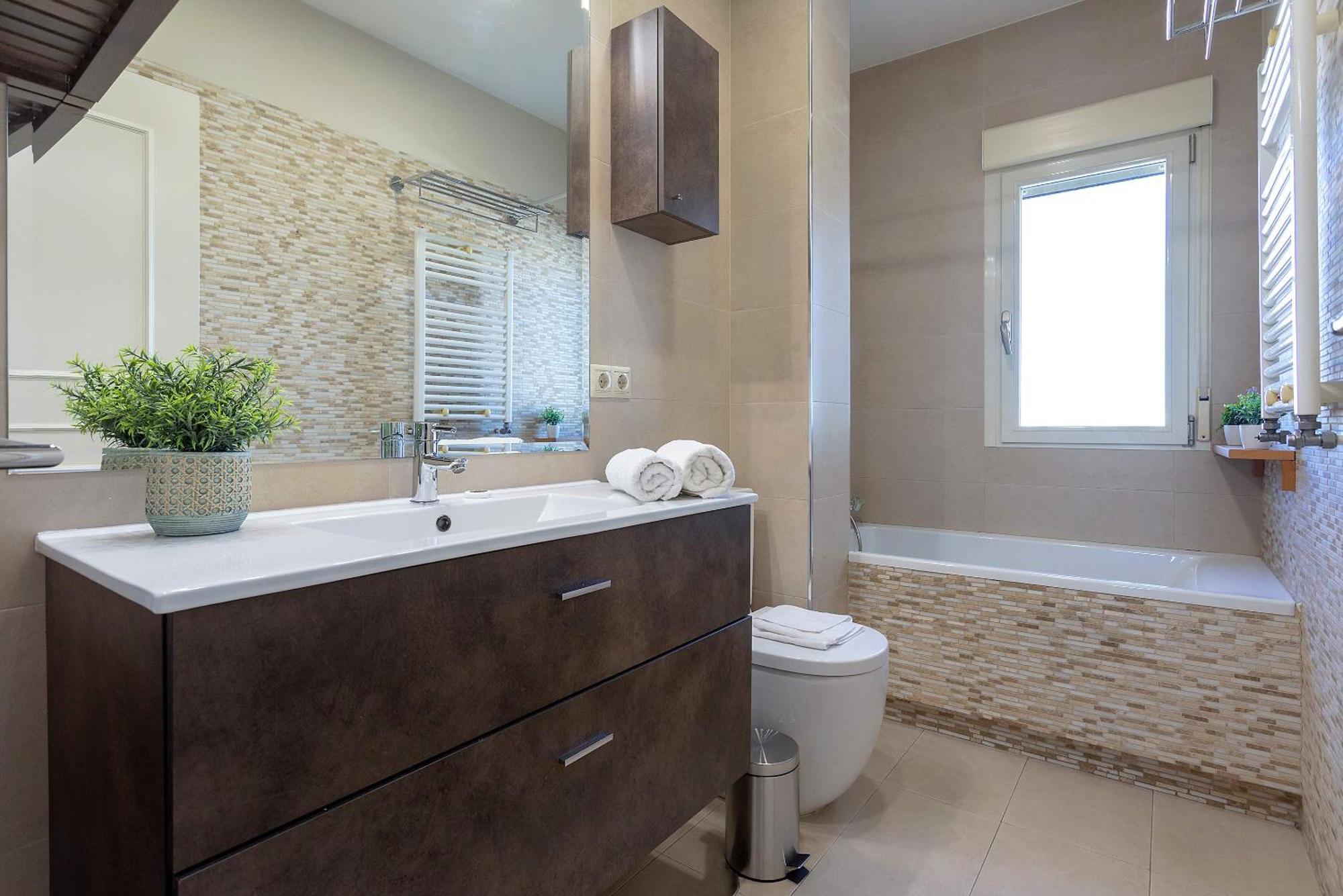 Apartamento Genteel Paseo De La Victoria